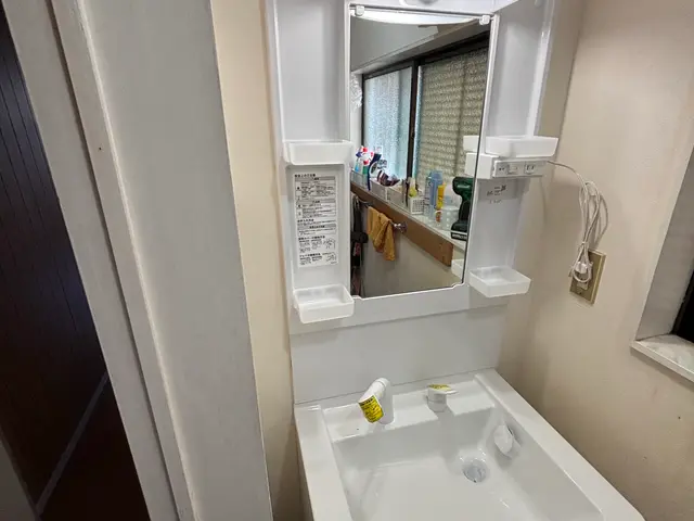 丁寧な作業が自慢です◎損害保険加入済◎営業時間外でも相談可能、外注なし。サービスの画像