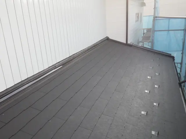 【業界18年以上】雨漏り修理、応急処置、葺き替え、屋根のお困り事サービスの画像