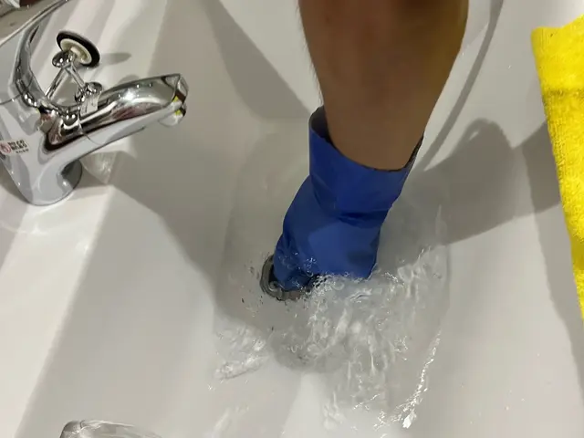 ☆事前相談で安心丁寧施工☆臭い、詰まりの原因→排水管オーバーフローの消毒洗浄サービスの画像