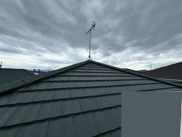 綺麗に塗装して長持ちする屋根に！サービスの画像