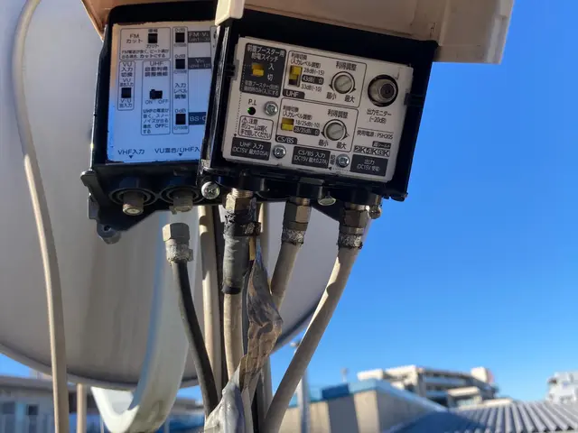 ★高所作業費込み★【E202と表示され画面が映らない】アンテナ修理・調整お任せ！サービスの画像