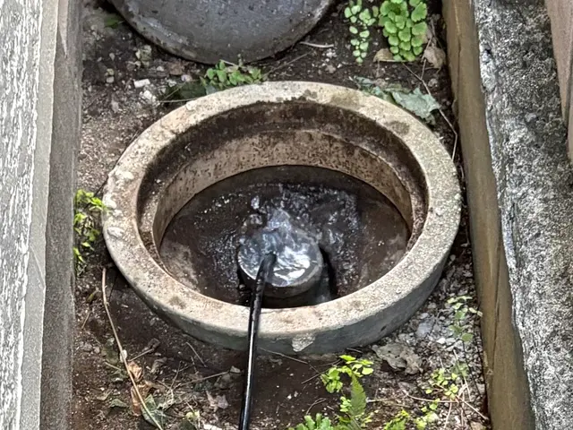 排水管高圧洗浄(台所/浴室)サービスの画像