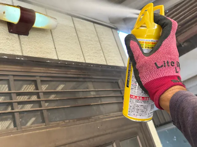 15年の経験！※夜間対応可能！即日対応可能の蜂の巣駆除！　１年間保証付き！サービスの画像