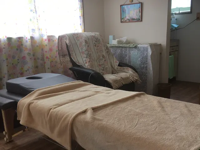 施術後は笑顔になっていただけるようにお手伝いさせていただきますサービスの画像