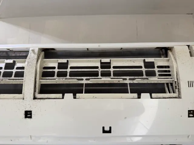 【驚きの清潔感】エアコンが新品のようになる瞬間を体感しよう！サービスの画像