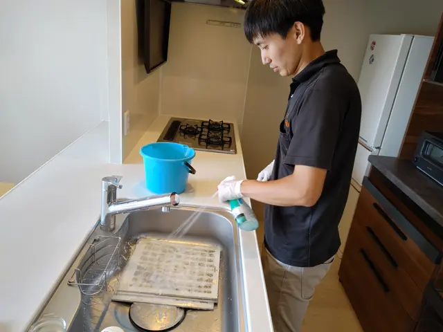 分解洗浄で徹底的にキレイ♪《レンジフードタイプ》サービスの画像