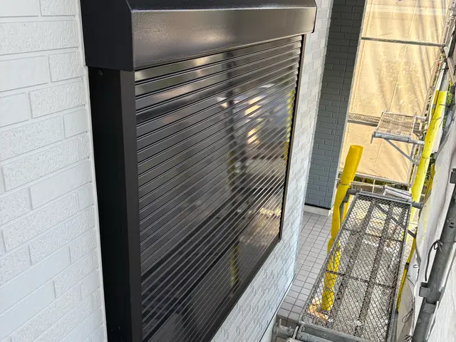 損害保険加入済みで安心！丁寧な作業と親切対応でお客様満足度を追求する出張施工サービスの画像