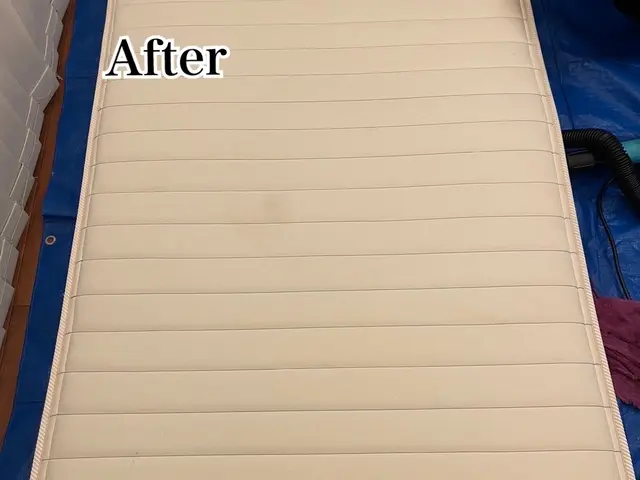 マットレス洗浄お任せください！当社開発お子様にも優しい専用洗剤使用サービスの画像