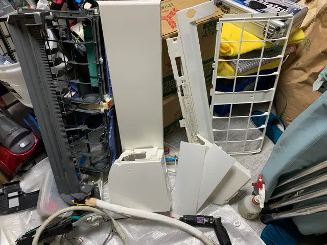 冷風と共に出るカビの胞子を吸うと人体によくありません。洗浄でフレッシュな冷風を。サービスの画像