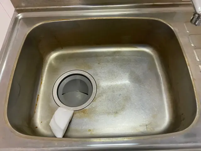 毎日使うキッチンをプロの技術と笑顔で清潔に！丁寧対応のキッチンクリーニングサービスの画像