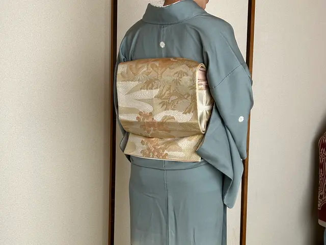 ニーズに合わせたお着付け☆営業時間外もご相談ください☆大人用レンタル在庫あり