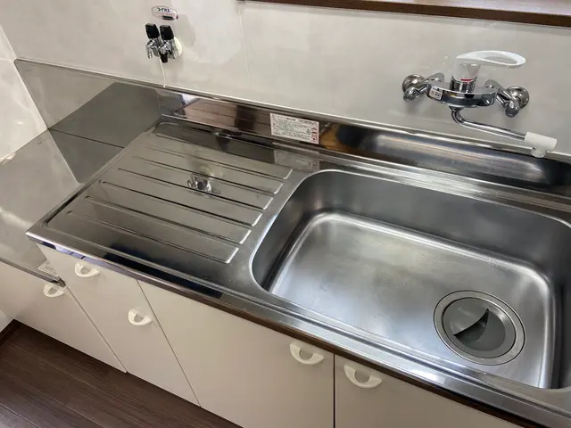 専用の薬剤と特殊研磨技術でピカピカにします！サービスの画像