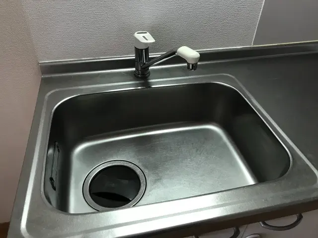 専用の薬剤と特殊研磨技術でピカピカにします！サービスの画像