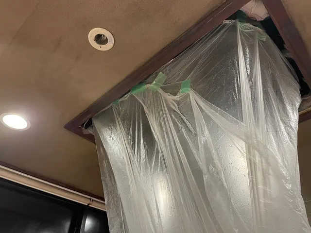 分解洗浄で内部の油、埃、カビ、ドレンホースの内部の汚れまで徹底洗浄♩サービスの画像