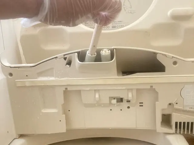 ☆☆尿石、匂い、綺麗に取りピカピカにます☆サービスの画像