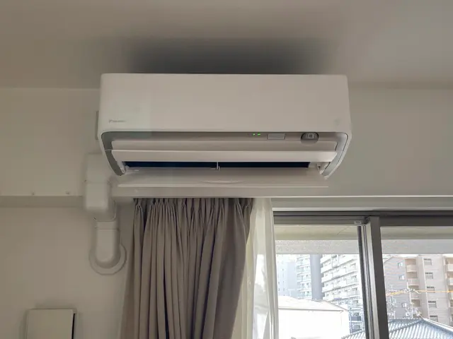 安心・丁寧・綺麗な施工をお届け！エアコン工事は株式会社カレントへ！！サービスの画像