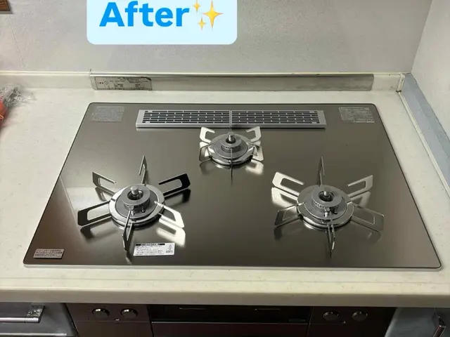 ガス機器設置スペシャリスト資格者がコンロ交換致しますので安心！レンジフードも可！サービスの画像