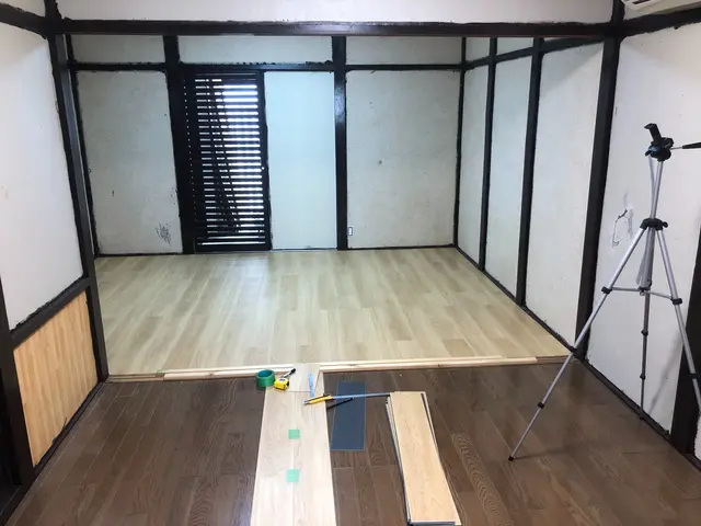 内装フロアタイル【置くだけ割引】【大阪、奈良】サービスの画像