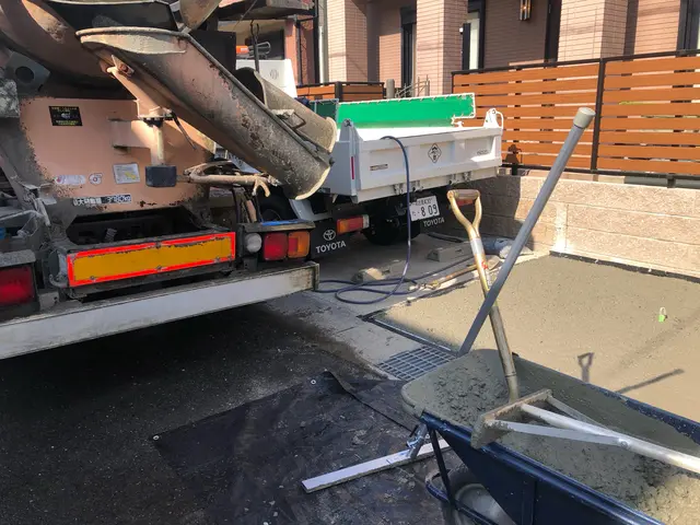 お庭→駐車場作り替えれます！庭屋寛(くつろぎ)くらマアワード口コミ賞頂きました！サービスの画像