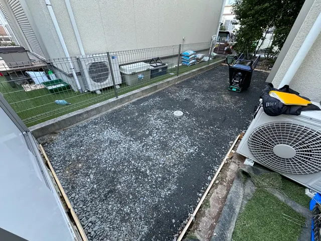 お庭→駐車場作り替えれます！庭屋寛(くつろぎ)くらマアワード口コミ賞頂きました！サービスの画像