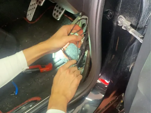 プロの技術でご満足いただけるように心を込めて作業いたしますサービスの画像