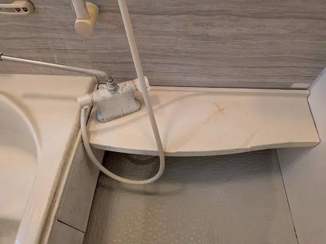 お風呂のお掃除！大変です(>_<)サービスの画像