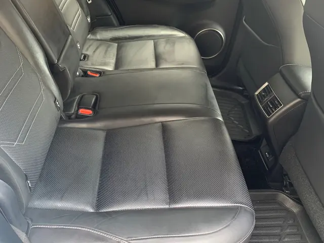 発電機、水持ち込みで電気ない場所でも可能、洗車、外車も可【車内クリーニング革】サービスの画像