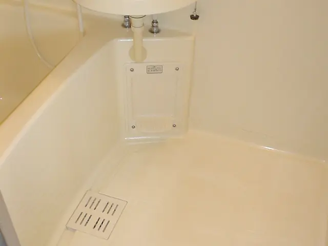 浴室クリーニング 気になる汚れもスッキリ！経験20年、非喫煙者の店長が伺います！サービスの画像