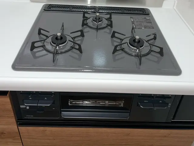 豊富な経験と知識で安心！資格保有者が安全に工事をきれいに行います。サービスの画像