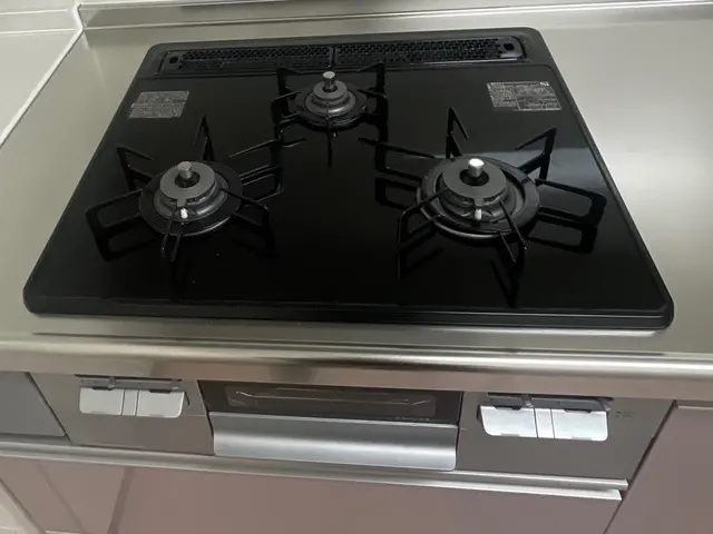 豊富な経験と知識で安心！資格保有者が安全に工事をきれいに行います。サービスの画像