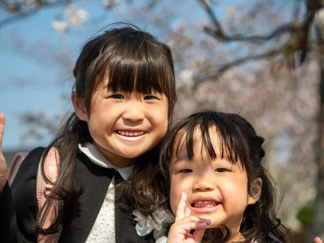 ご卒業・ご入学おめでとうございます！「桜とランドセル」思い出にいかがですか？