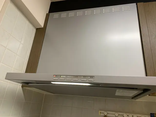 水回りクリーニング　２点セット（キッチン＋換気扇）夫婦でお伺い　駐車場代無料サービスの画像