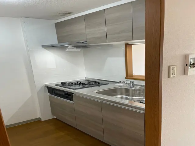 キッチンパネル張替え（重ね張り）サービスの画像