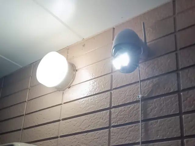 タイル壁コンクリなど特殊な壁でも取り付け可能ですサービスの画像