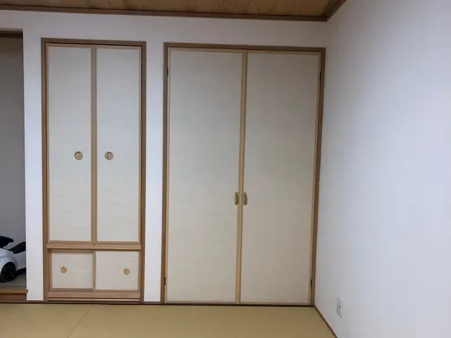 経験豊かな職人が全て自社で生産加工しております。両面貼りの場合はお得になります。サービスの画像