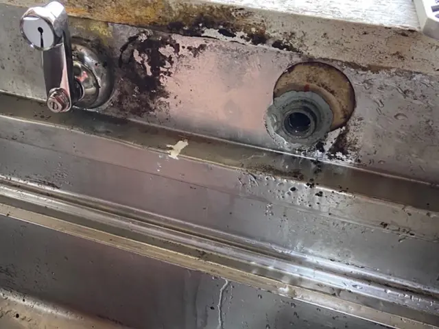 【蛇口交換ならハウスキーパーへお任せください！】プロの技術で納得の仕上がりに！！サービスの画像