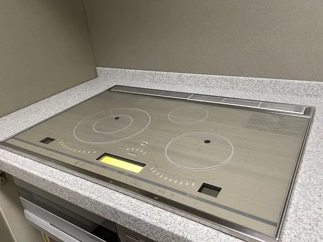 IHコンロの交換は横田電設へ！大手ハウスメーカー認定工事店のキレイな仕上がり◎サービスの画像