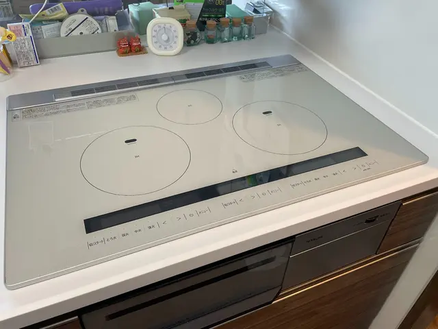 IHコンロの交換は横田電設へ！大手ハウスメーカー認定工事店のキレイな仕上がり◎サービスの画像