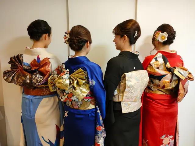 着崩れせず、楽なお着付をさせて頂いてます。ヘアセット込み、国家技能検定着付1級。