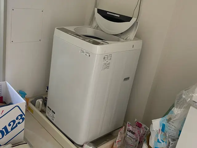 洗濯機設置します！かさ上げ台の設置のみも可能。配送や階段作業は別料金です。☆大阪サービスの画像