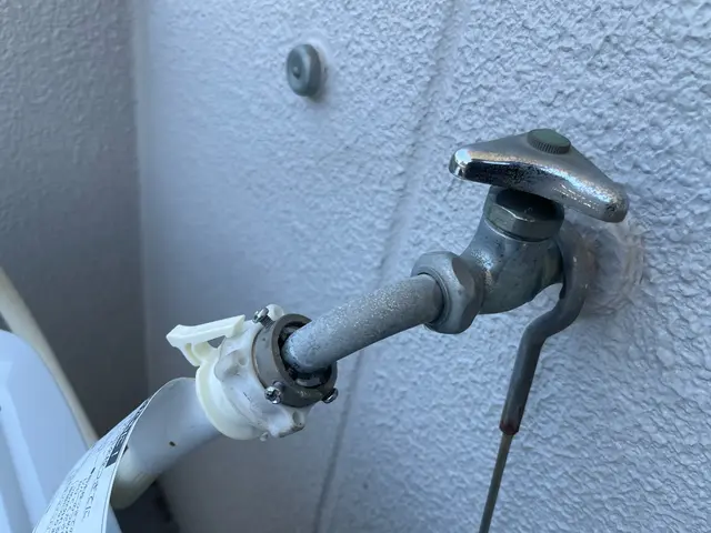 洗濯機設置します！かさ上げ台の設置のみも可能。配送や階段作業は別料金です。☆大阪サービスの画像