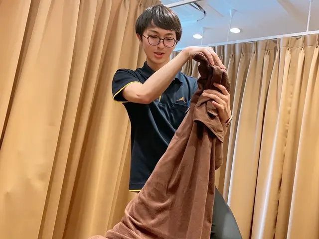 オフィス・グループ対応◎頑固な肩こりや腰痛持ちの方のもみほぐし【フットケアも可】サービスの画像