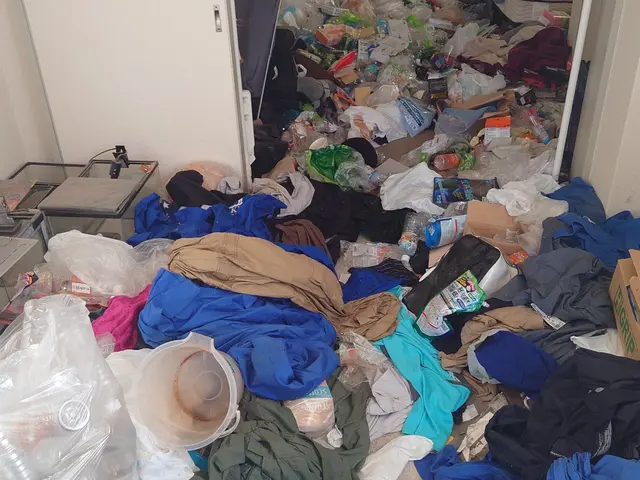 思い立ったらすぐに連絡下さい！損害保険加入で安心の丁寧作業！女性スタッフ常駐！サービスの画像