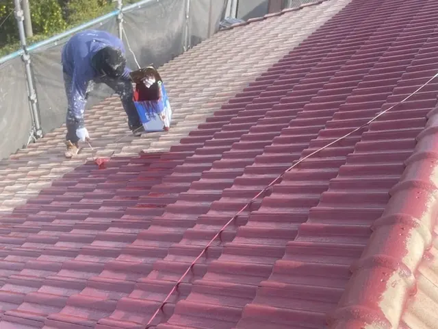 ・セメント瓦塗装 | 長持ち20年を目指す屋根メンテナンスサービスの画像