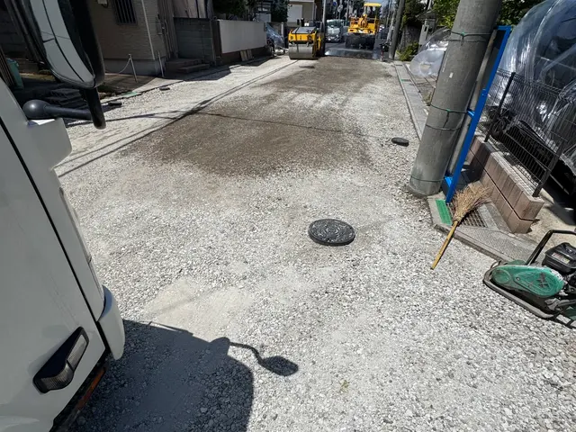☆お客様の理想をカタチに☆プロが手掛ける綺麗な砂利敷きを施行致します！サービスの画像