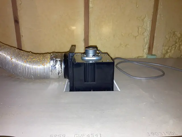 浴室換気扇取替サービスサービスの画像