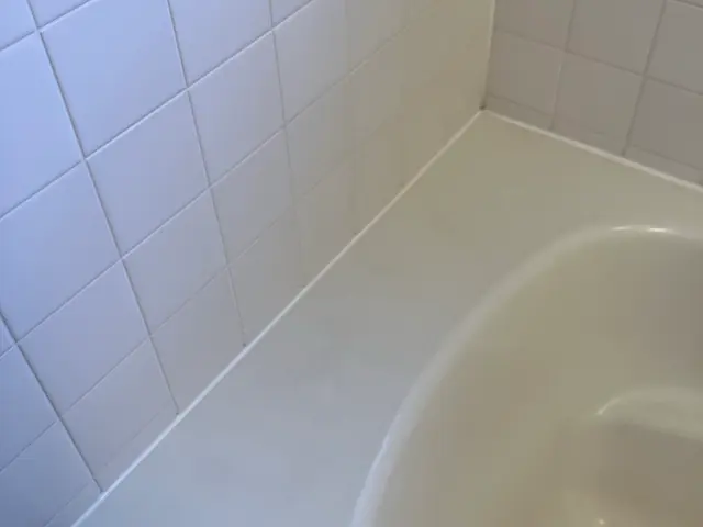 水回りのコーキング打ち直しサービスの画像