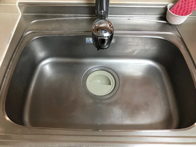 【業歴14年の経験と実績】作業外注なし完全自社対応！安心の損害保険加入店サービスの画像