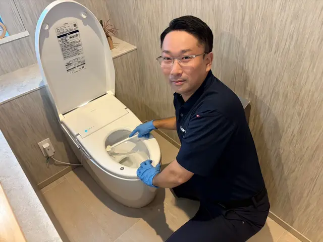 ◆駐車0円◆追加料金無し◆同日作業に限りエアコン1台7,000円でお掃除します◎サービスの画像