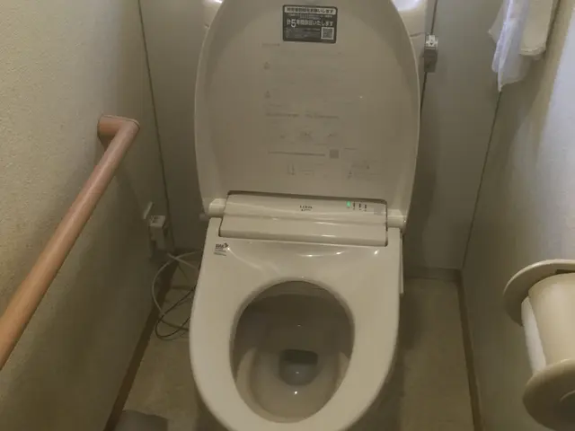 【夏爽快♪ キレイな便座スッキリ☆】ネット購入ウォシュレットOK！☆☆☆3星サービスの画像